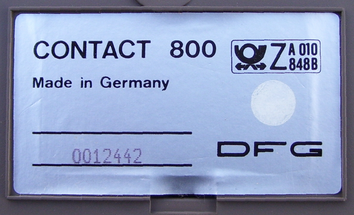 Contact800_03